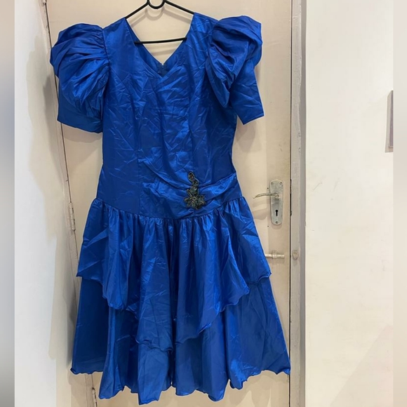 Dresses & Skirts - Blue silk gown